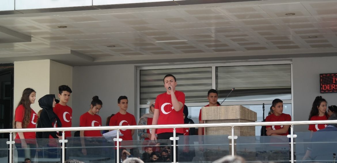 18 MART ÇANAKKALE ZAFERİ YILDÖNÜMÜ KUTLAMA PROGRAMI YAPILDI